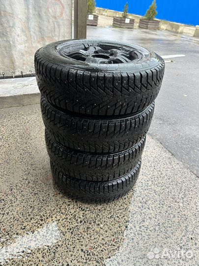 Литые диски р 15 5 139,7 нива,с зимней резиной