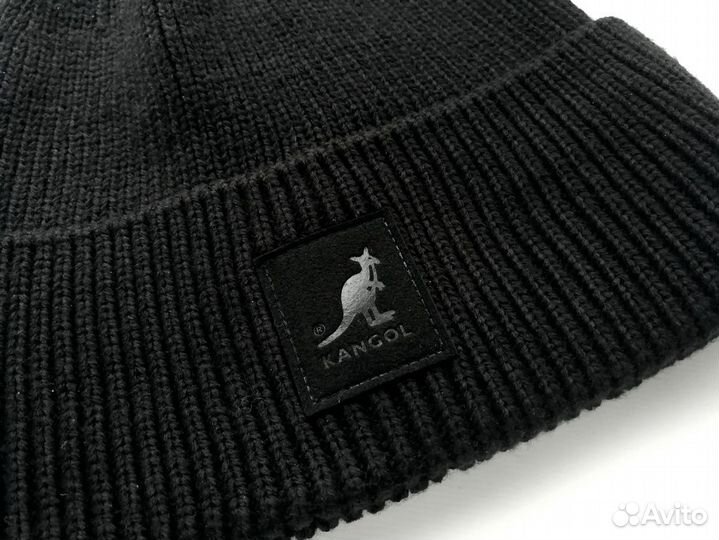 Вязаная шапка 