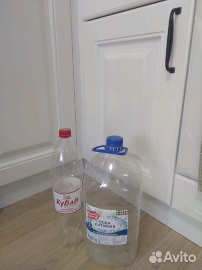 Бутылка пластиковая 5л и 1,5 л б/у