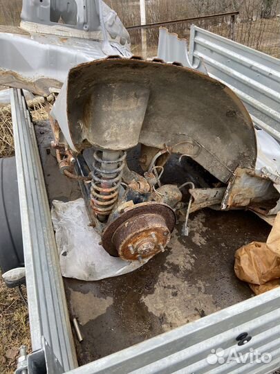 Запчасти на mitsubishi lancer 9