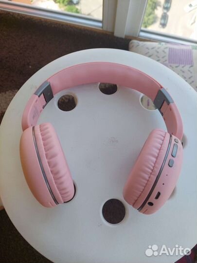 Беспроводные наушники новые leef