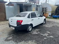 ВАЗ (LADA) Granta 1.6 MT, 2015, 320 000 км, с пробегом, цена 300 000 руб.