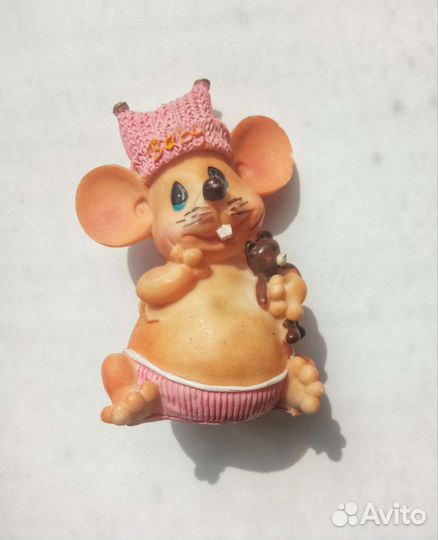 Фигурка мышь копилка мышонок потрепан