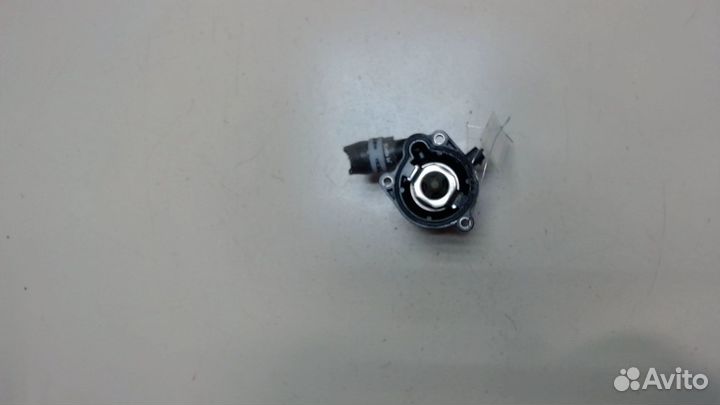Корпус термостата Chevrolet Trax 2016, 2018
