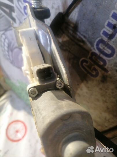 Стеклоподъемник электр. передний правый SsangYong