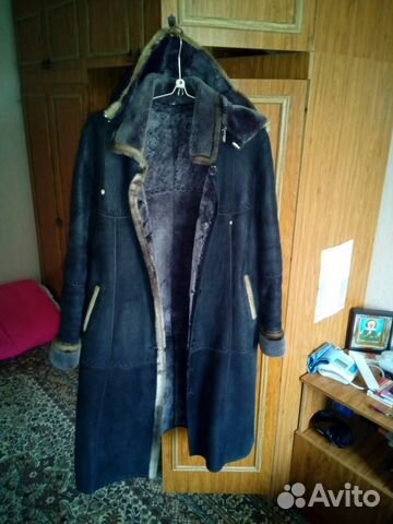 Продаётся женская дублёнка с капюшоном