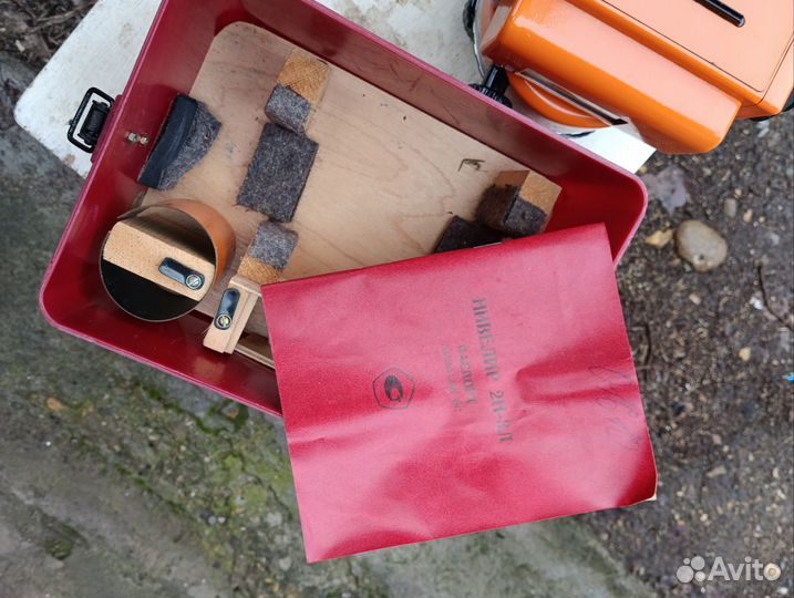 Нивелир2н3л, теодолит 2т30п, штатив