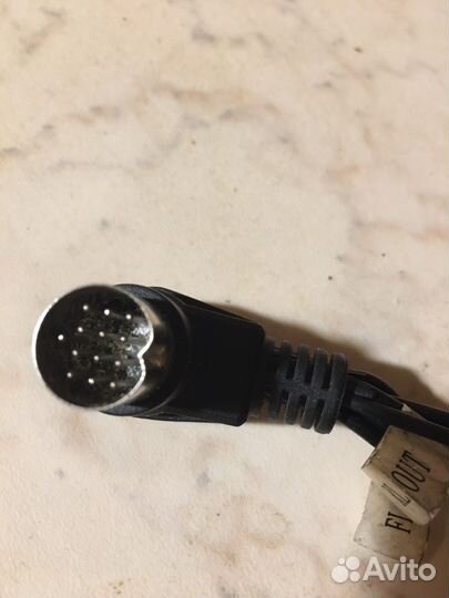 Разьем для подключения магнитолы