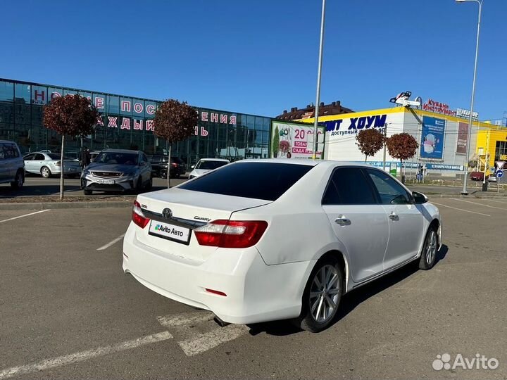 Toyota Camry 2.5 AT, 2012, 300 000 км