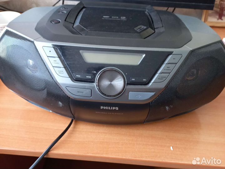 Музыкальный центр philips