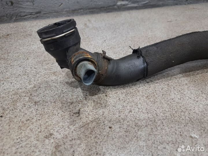 Патрубок охлаждения для 1.8 tfsi BZB WV Passat B6