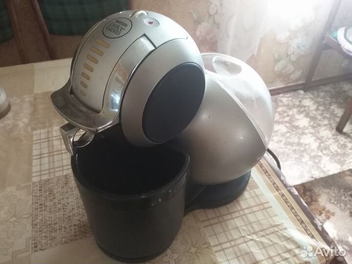 Кофемашина Nescafe Dolce Gusto