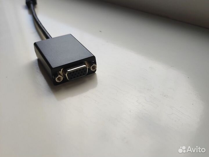 Mini-displayport to vga