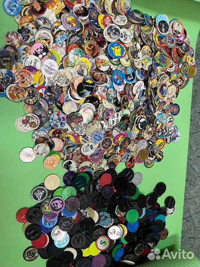 Фишки сотки биты кэпсы 90е игры настольные