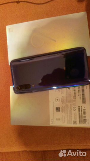Xiaomi Mi 9, 6/64 гб