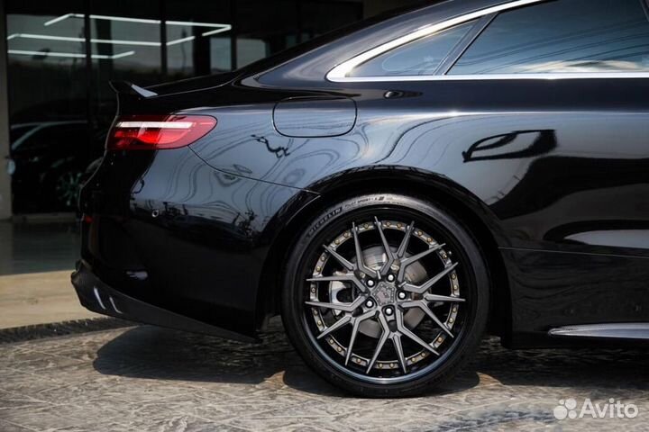 Кованые диски GT Forged R21 на BMW M5 / M8
