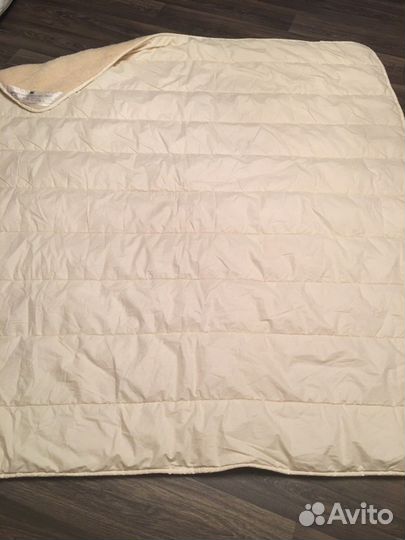 Одеяло из овечьей шерсти 170/185