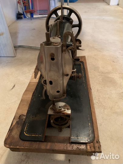 Швейная машина Rast & Gasser