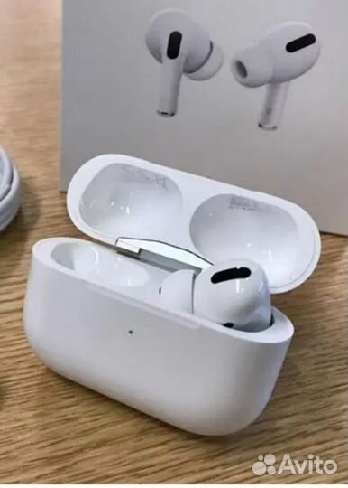 Беспроводные наушники apple airpods