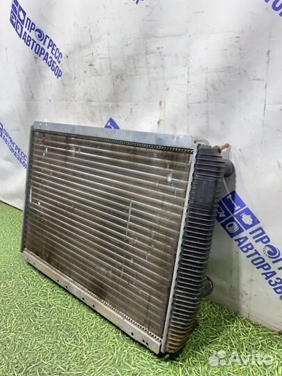 Радиатор охлаждения двигателя Uaz Patriot