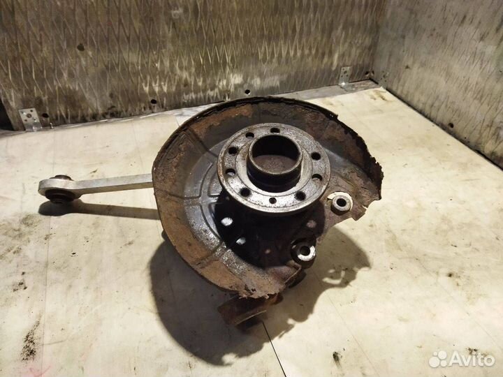 Кулак задний правый Saab 9-3 2 YS3F 2006 13175129