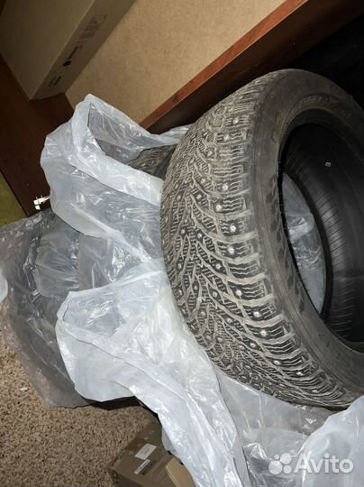 Nokian Tyres Hakkapeliitta 9 225/55 R17 98T