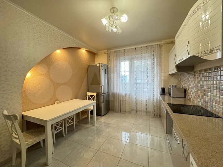 1-к. квартира, 40 м², 9/16 эт.