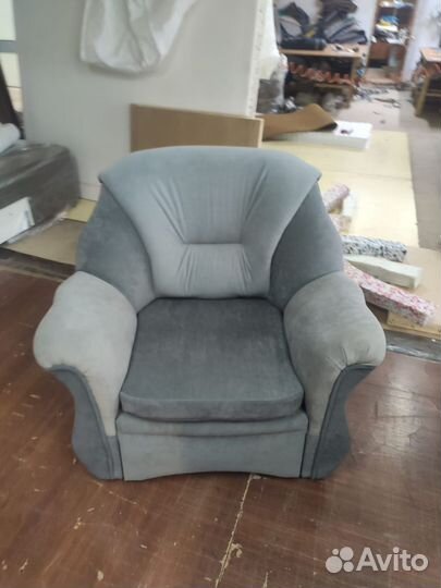 Перетяжка мягкой мебели