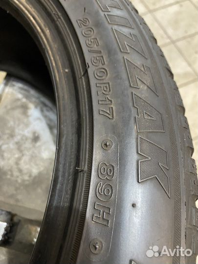 Hankook Winter I'Cept IZ2 205/50 R17