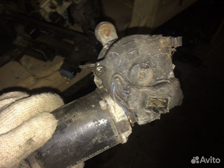 Моторчик дворников Toyota Corolla ae90 Купе