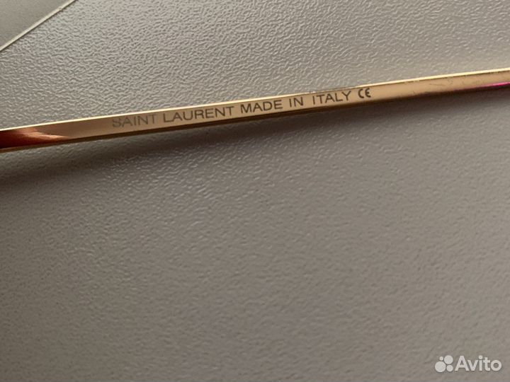 Солнцезащитные очки женские saint laurent