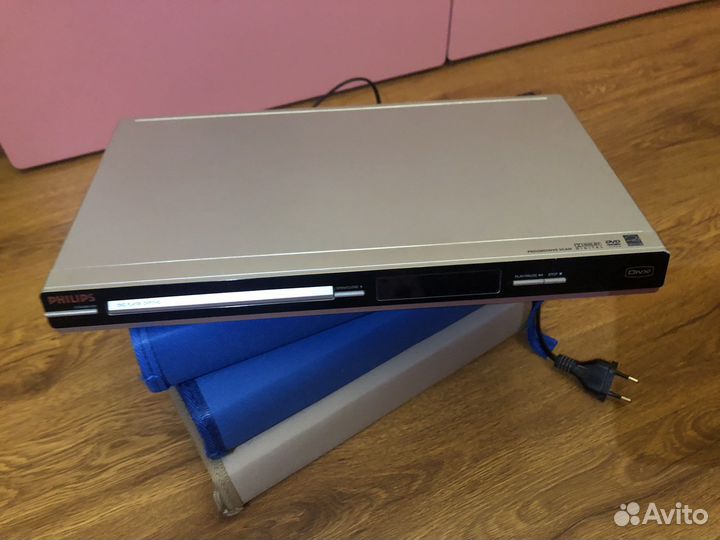 DVD плеер Philips