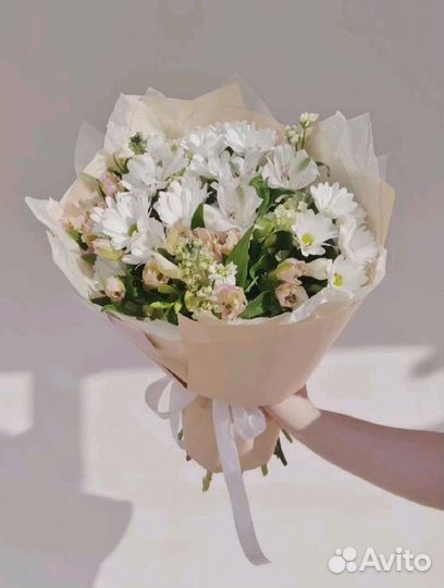 Цветы альстромерии букет