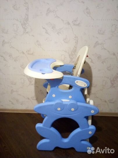 Стол- трансформер для кормления