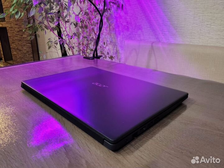 Продам отличный ноутбук