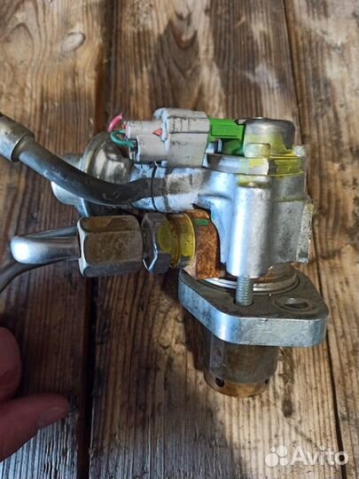 Топливный насос Toyota Avensis 1azfse