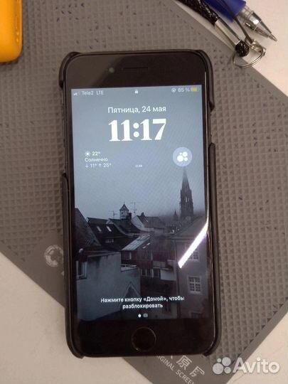 iPhone 8, 64 ГБ