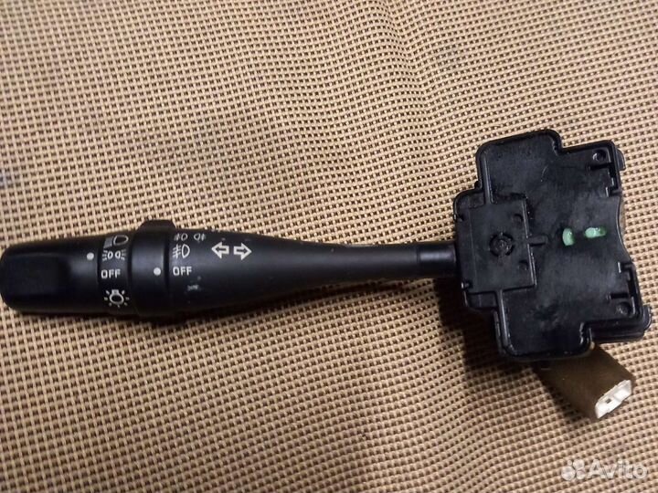 Ниссан Максима 32-переключатель поворотов