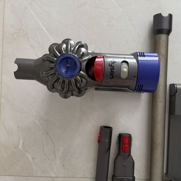 Пылесос dyson v8