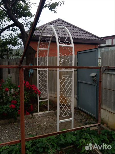 Арка садовая