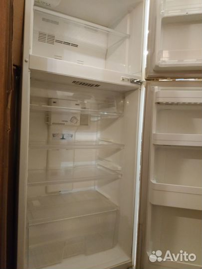 Холодильник Daewoo FR-351