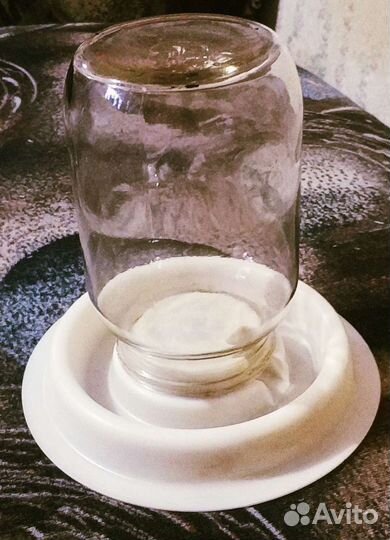 Поилка для куриц и цыплят