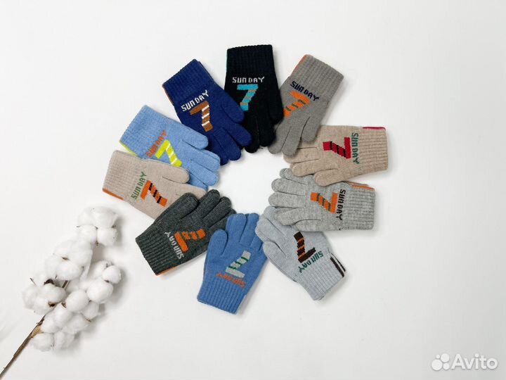 Перчатки демисезонные 7-9 лет для мальчика новые