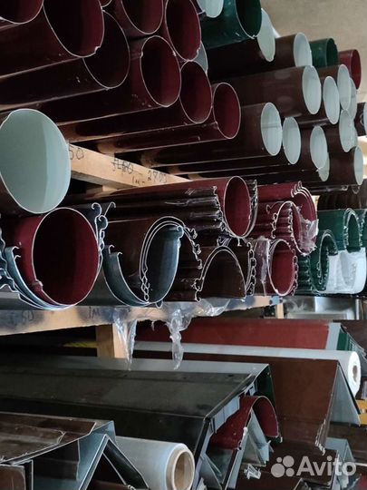 Желоб водостосный