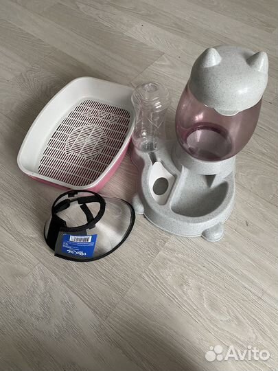 Кормушка-поилка для кошек