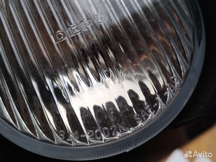 Фара противотуманная левая depo-314-2002L-USN