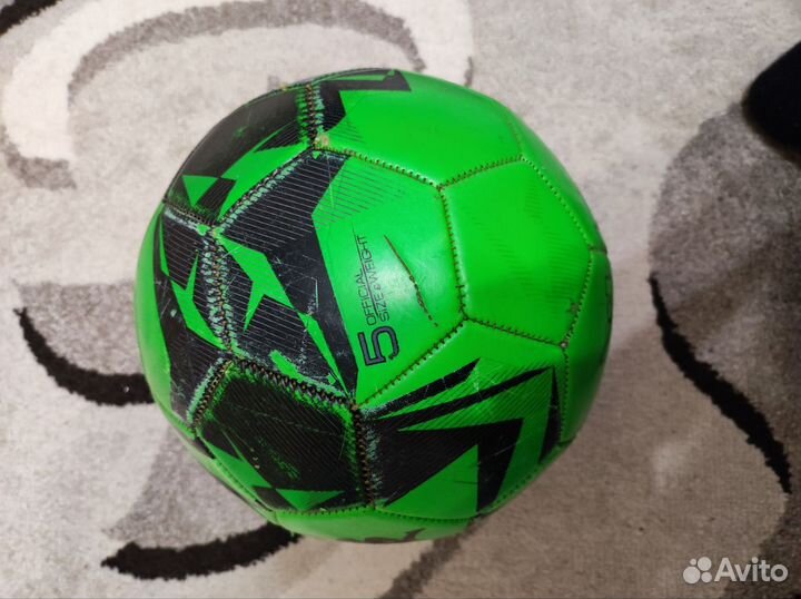 Футбольный мяч