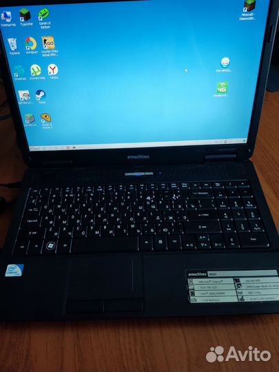 Ноутбук eMachines E527-902G16Mi