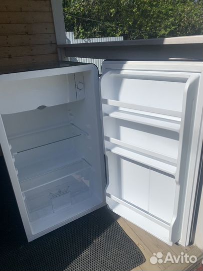 Холодильник маленький