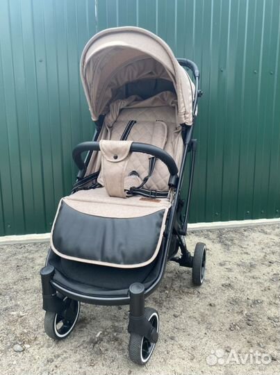 Коляска прогулочная Dearest 818